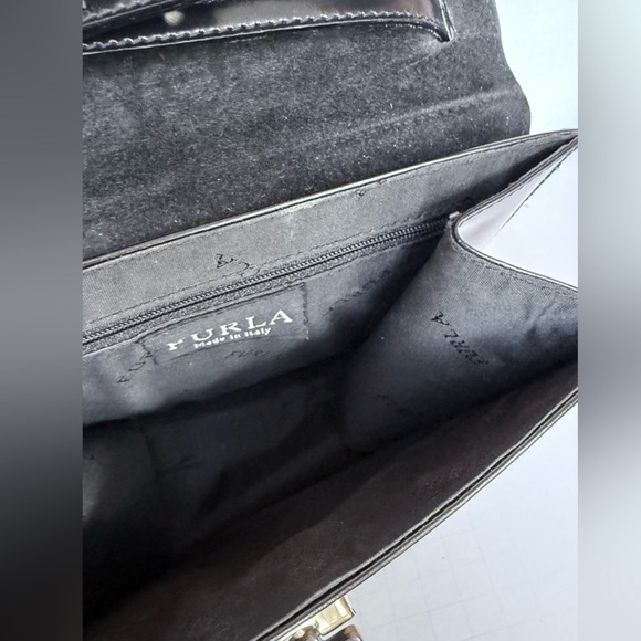 Furla leather two way tote bag shoulder bag and Crossbody - Picture 9 of 10